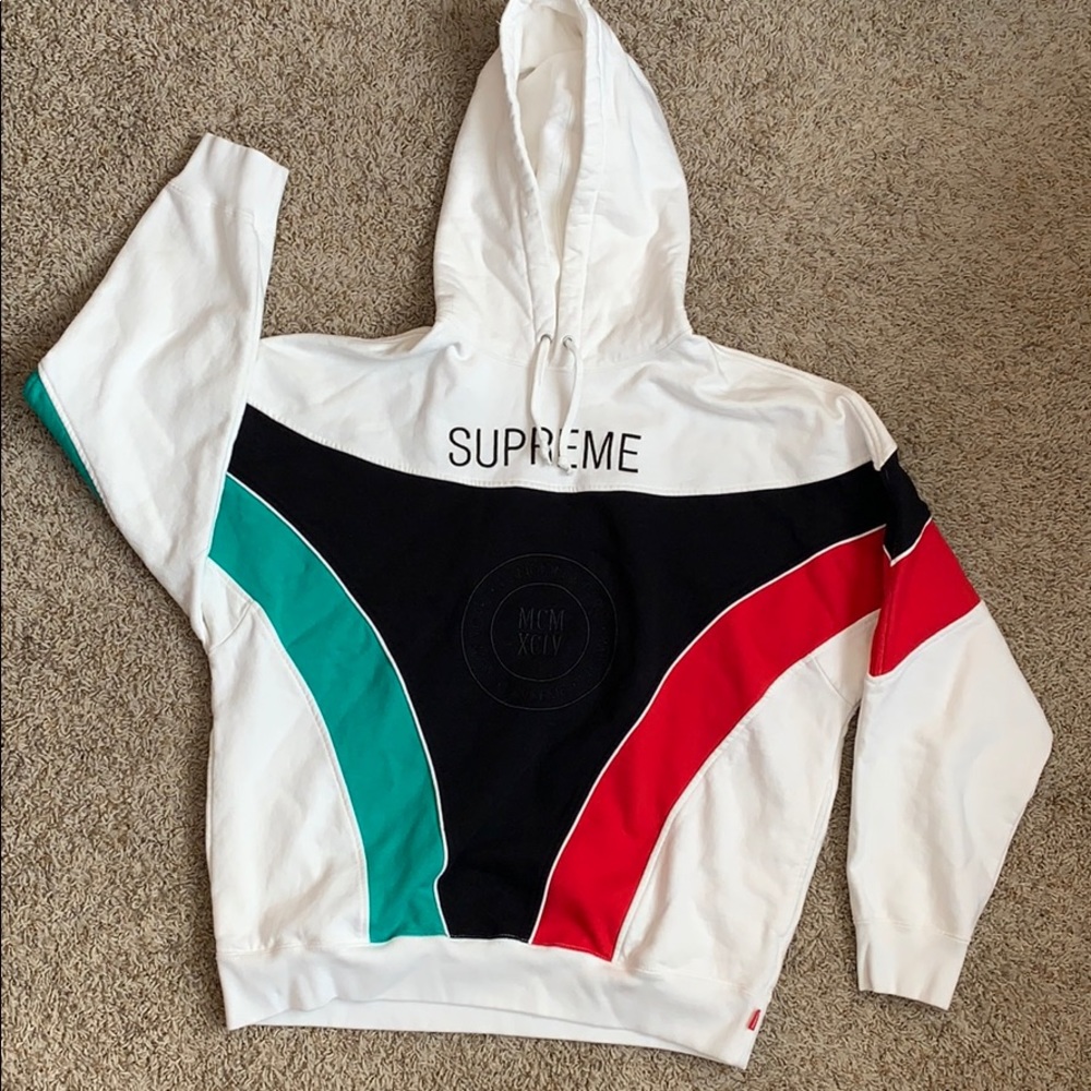 Supreme Hoodie